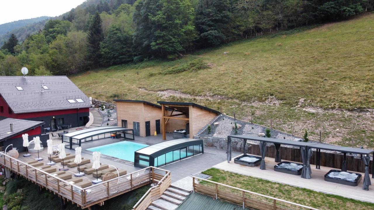 La Ferme De Rochesson, Jacuzzis Privatif&piscine Commune Rochesson