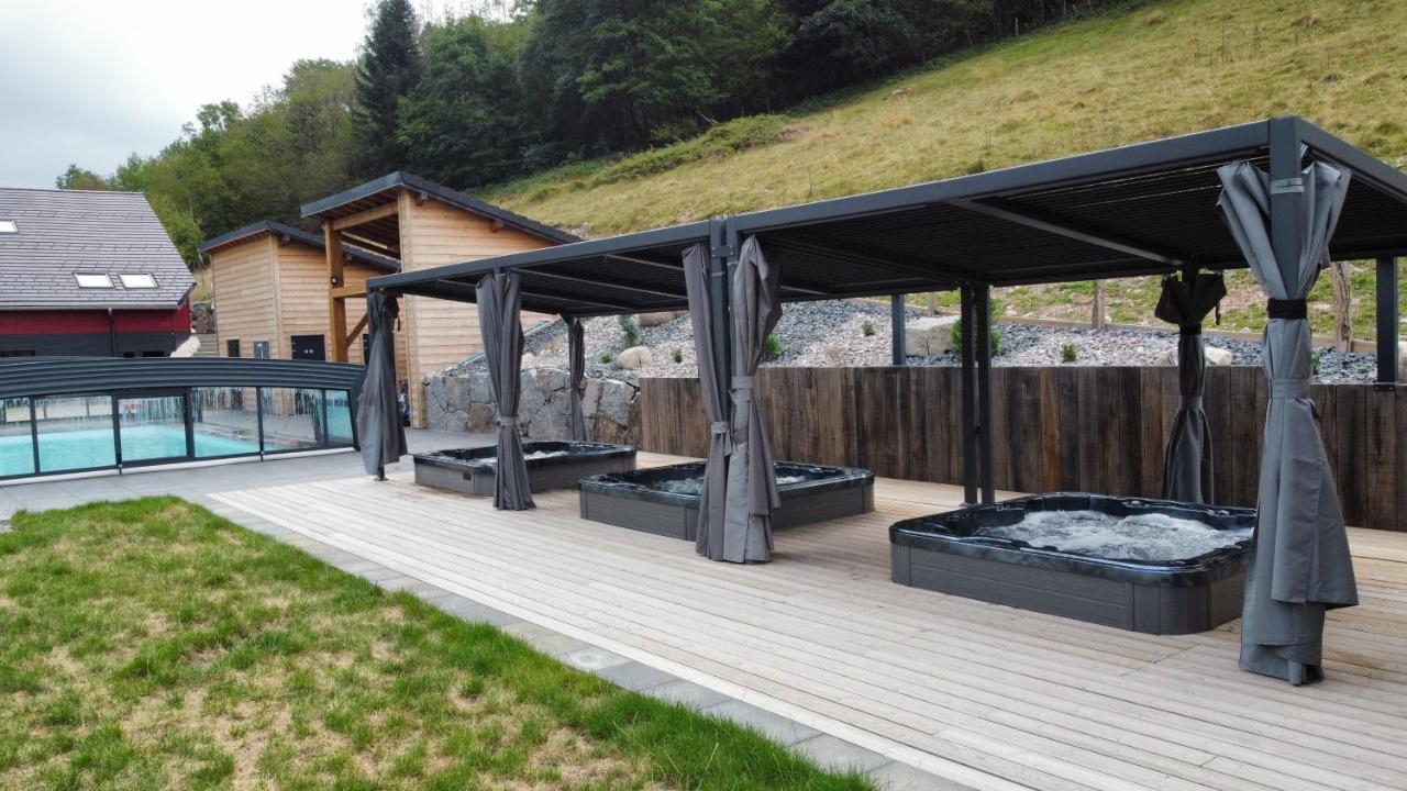 La Ferme De Rochesson, Jacuzzis & Piscine Commune Apartment