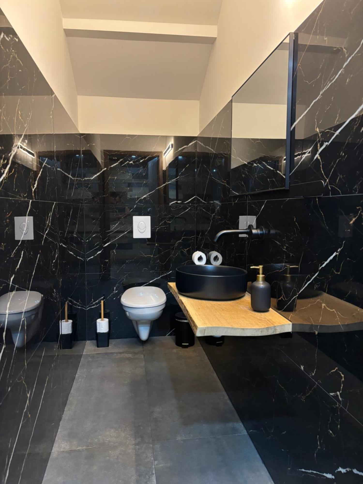Apartment La Ferme De Rochesson, Jacuzzis & Piscine Commune