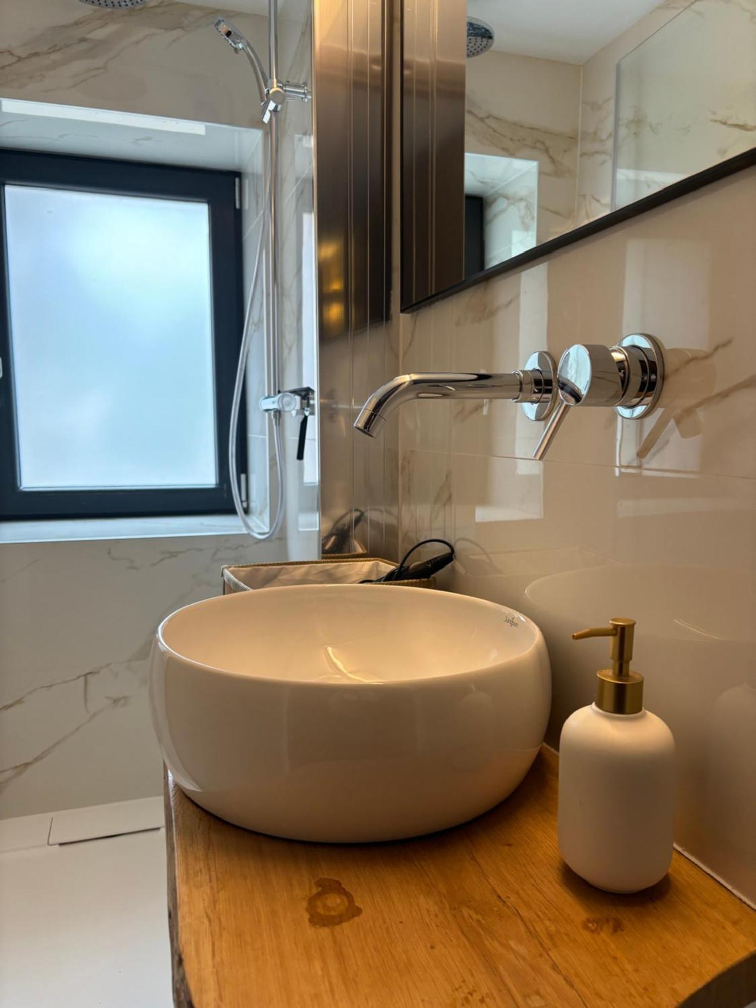La Ferme De Rochesson, Jacuzzis & Piscine Commune Apartment