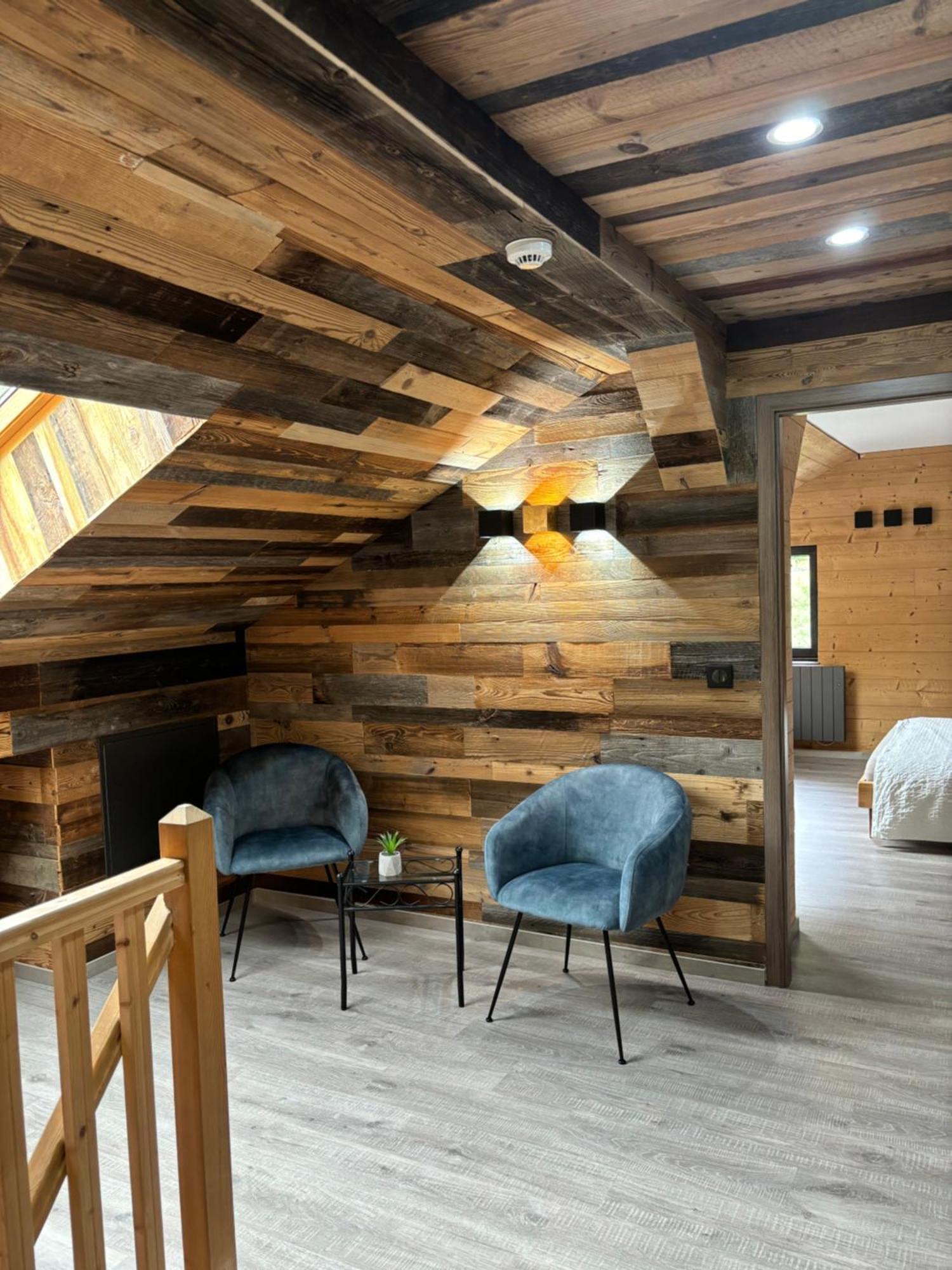 La Ferme De Rochesson, Jacuzzis & Piscine Commune